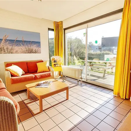 赞德沃特海滩中心公园酒店 假日公园 4*