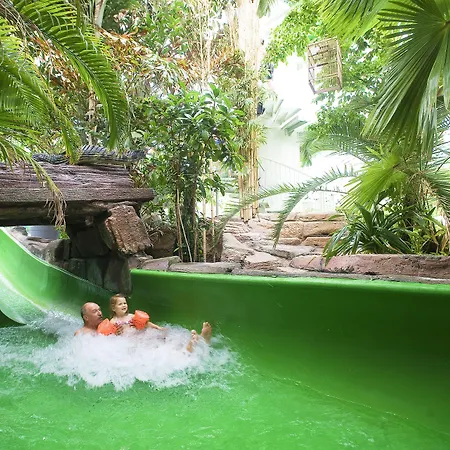 假日公园 赞德沃特海滩中心公园酒店 4*