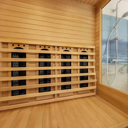 赞德沃特海滩中心公园酒店 4*