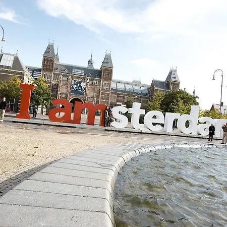 赞德沃特海滩中心公园酒店 假日公园 赞德沃特