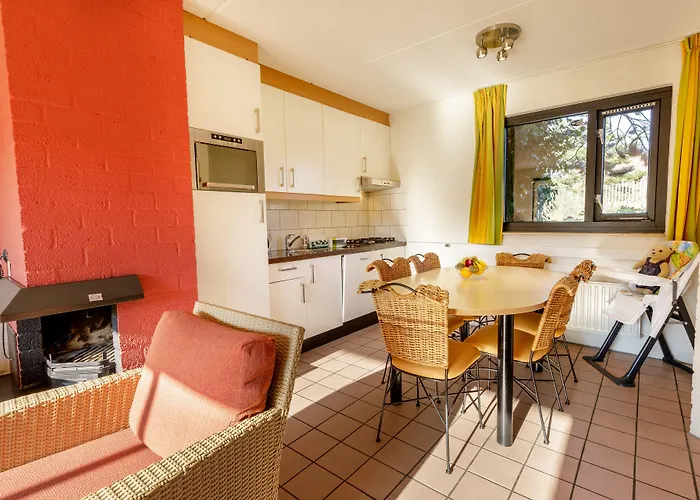 赞德沃特海滩中心公园酒店