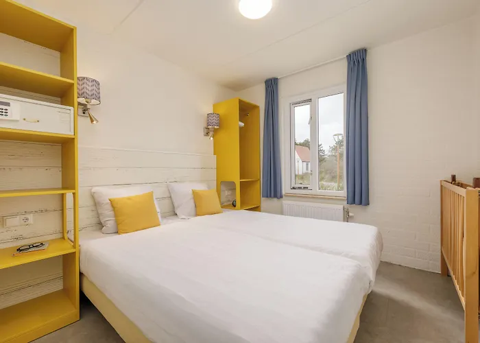 赞德沃特海滩中心公园酒店 赞德沃特