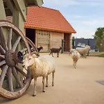 سنتر باركس بيتش منتزه العطل زاندفورت