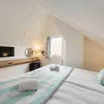 سنتر باركس بيتش منتزه العطل 4*
